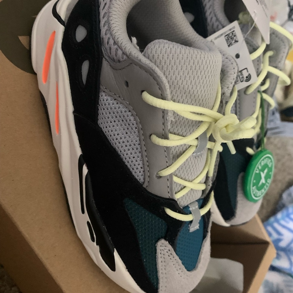 Brand new yeezy wave runners